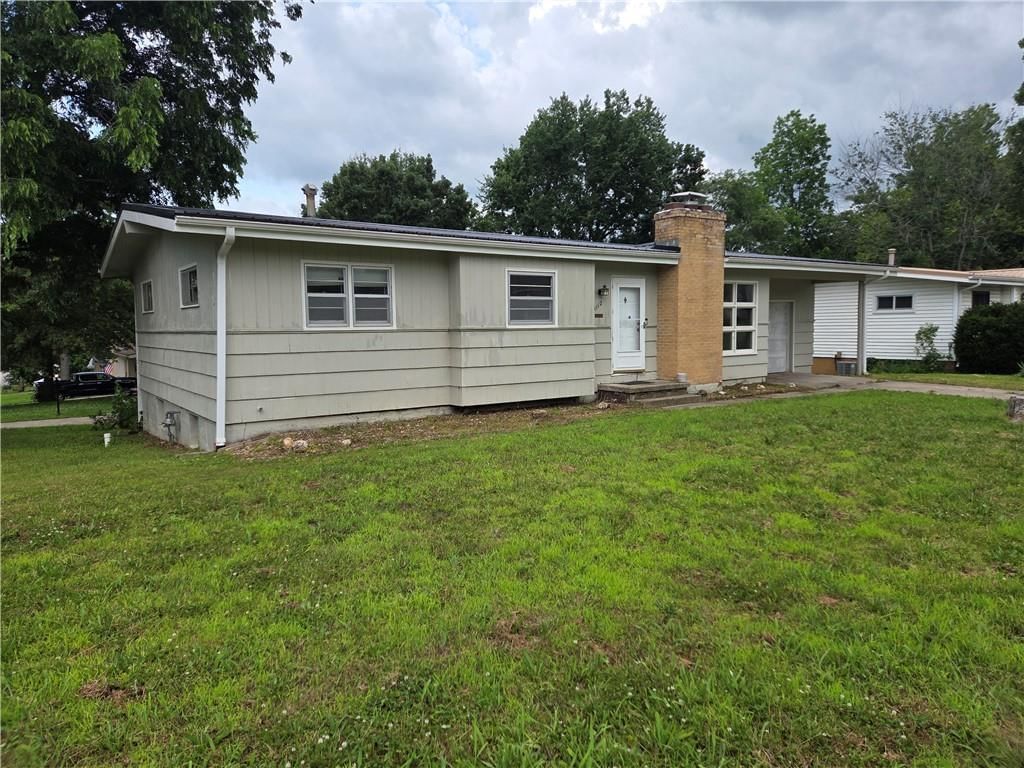 1112 Montserrat Park Road, Warrensburg