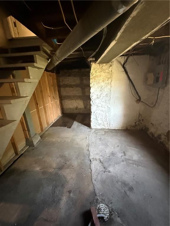 4915 Olive Street — photo 27