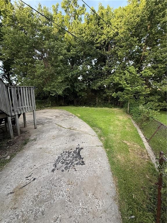 4915 Olive Street — photo 32