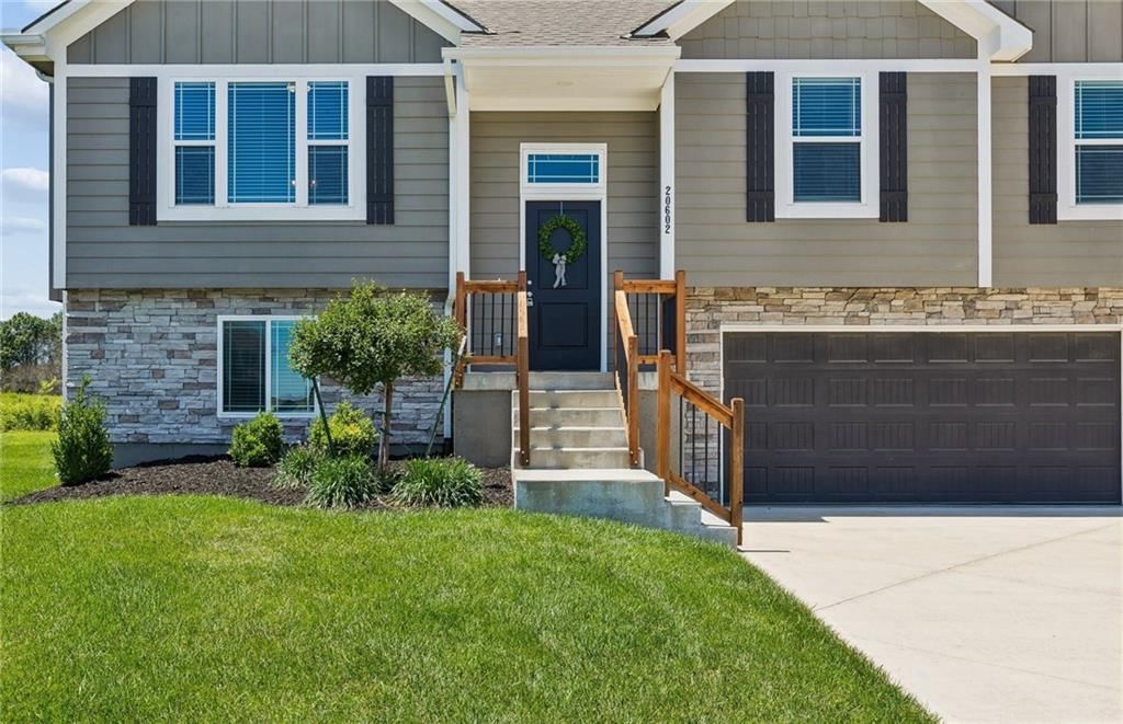 20602 Copper Creek Drive — photo 4