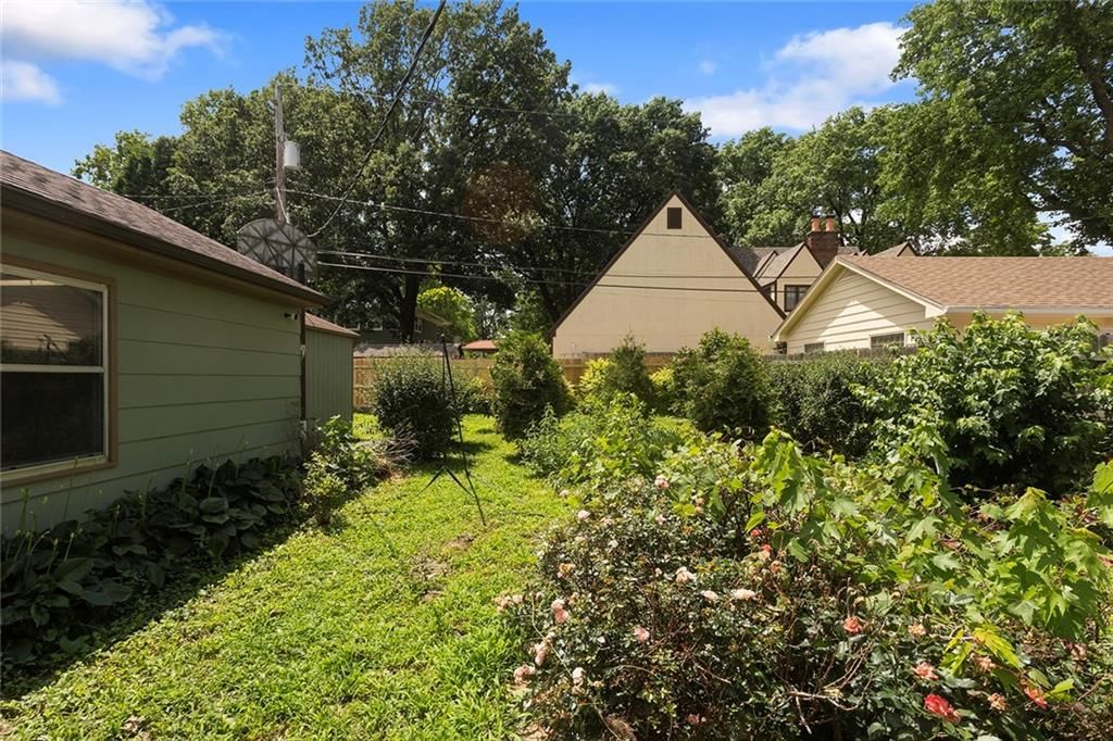 640 S Park Avenue — photo 25