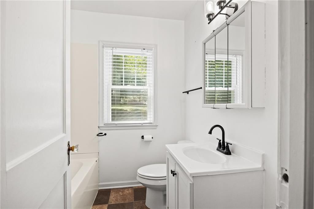 2206 Dewey Street — photo 15