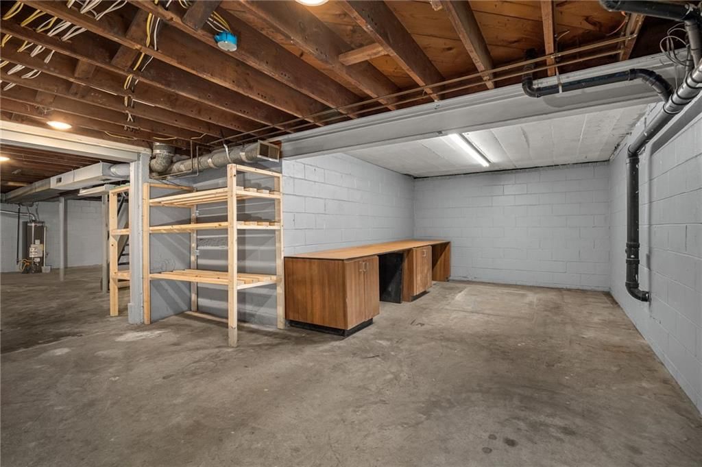 2206 Dewey Street — photo 19