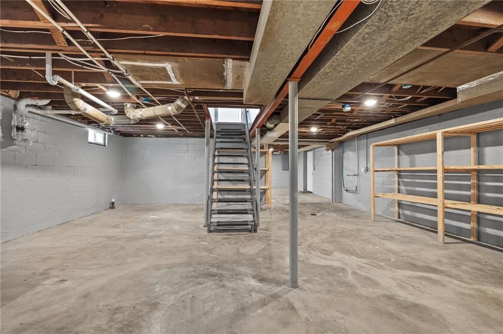 2206 Dewey Street — photo 20