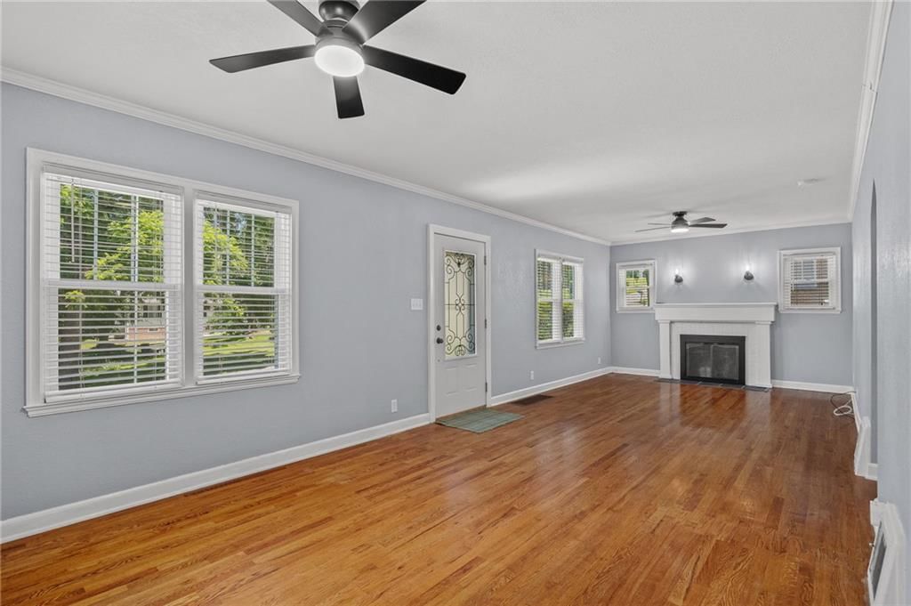 2206 Dewey Street — photo 3