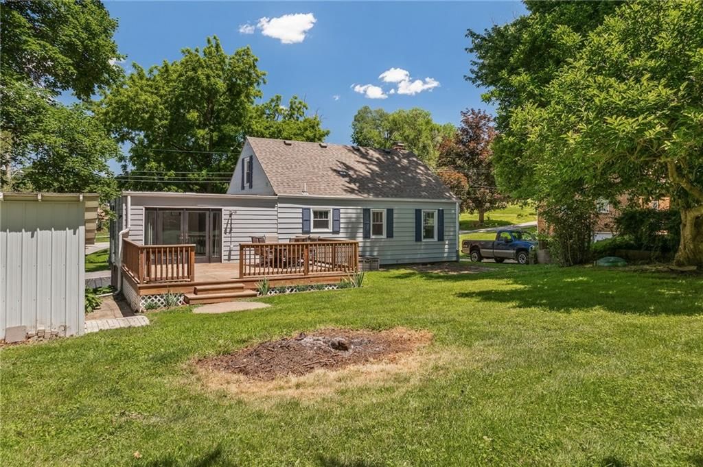 2206 Dewey Street — photo 24