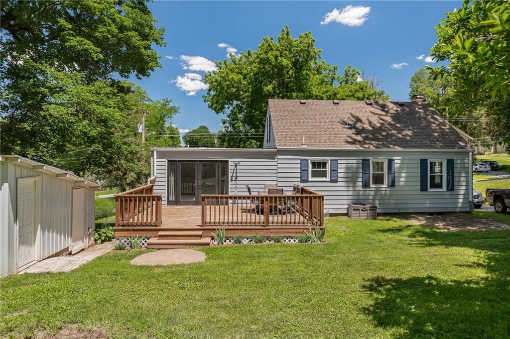 2206 Dewey Street — photo 25