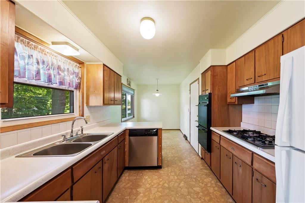 5013 NE 58th Street — photo 8