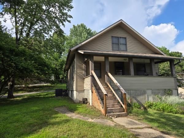 513 Southwest Drive, Warrensburg
