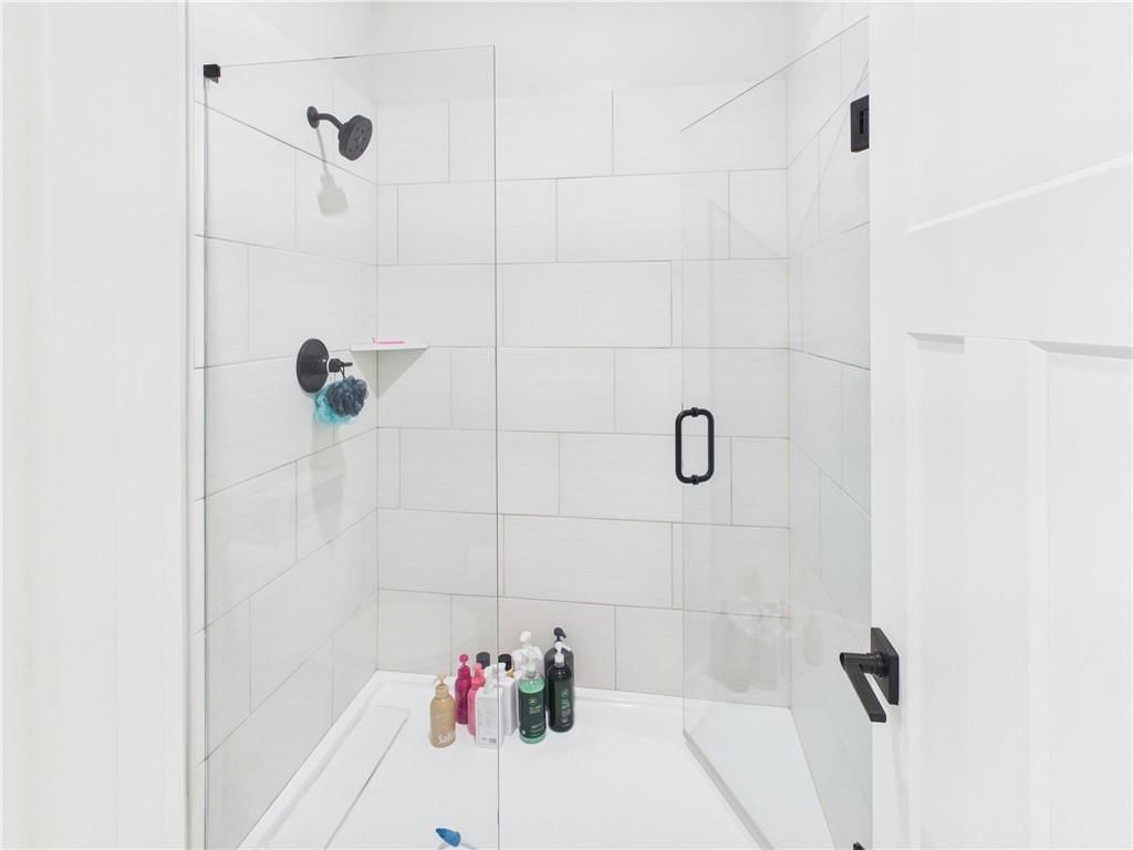 1250 Rich Boulevard — photo 36