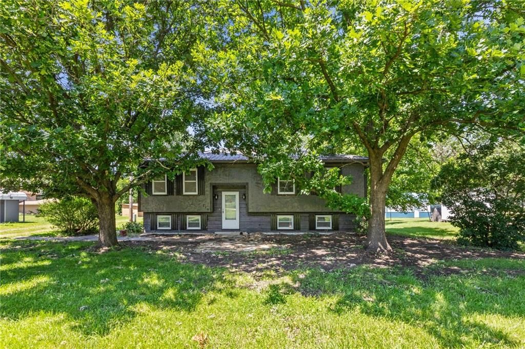 716 Shea Street, Burlington