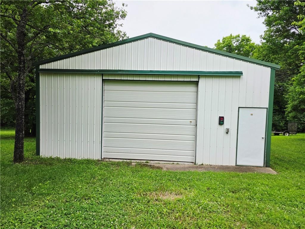 58 N longview Road — photo 32