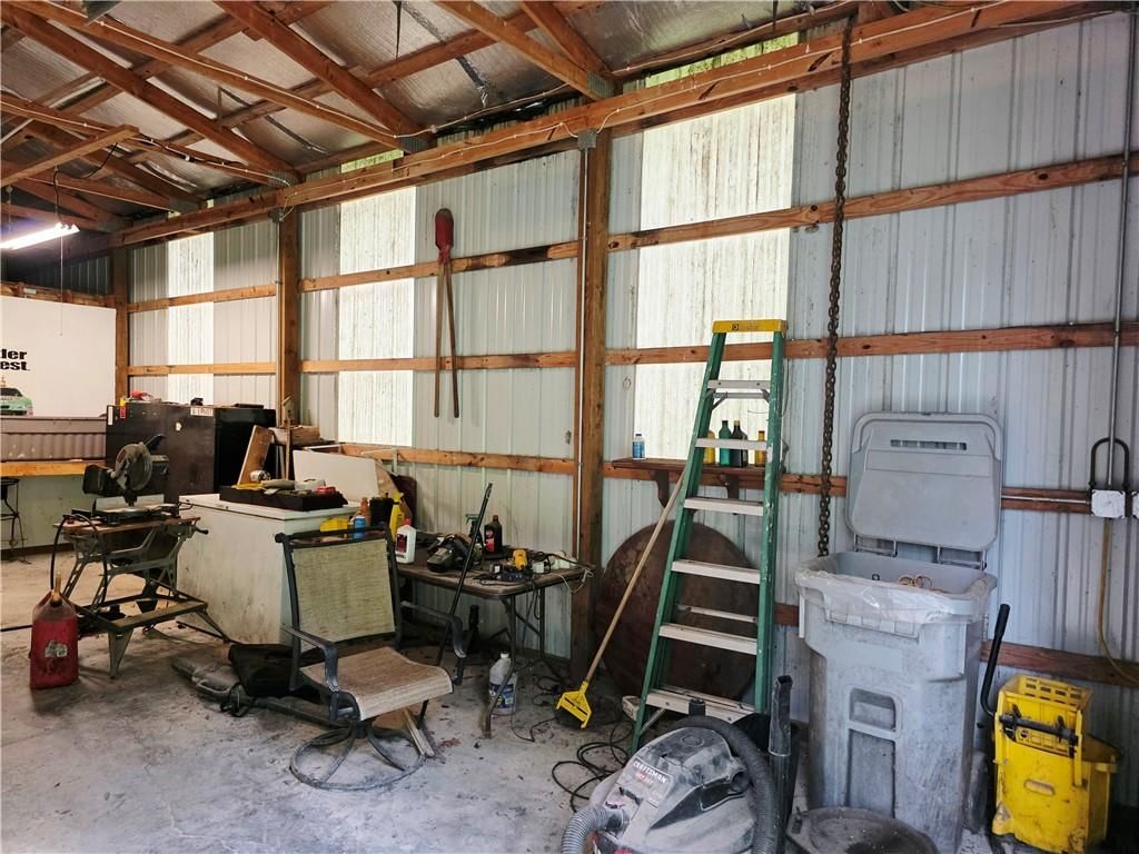 58 N longview Road — photo 42