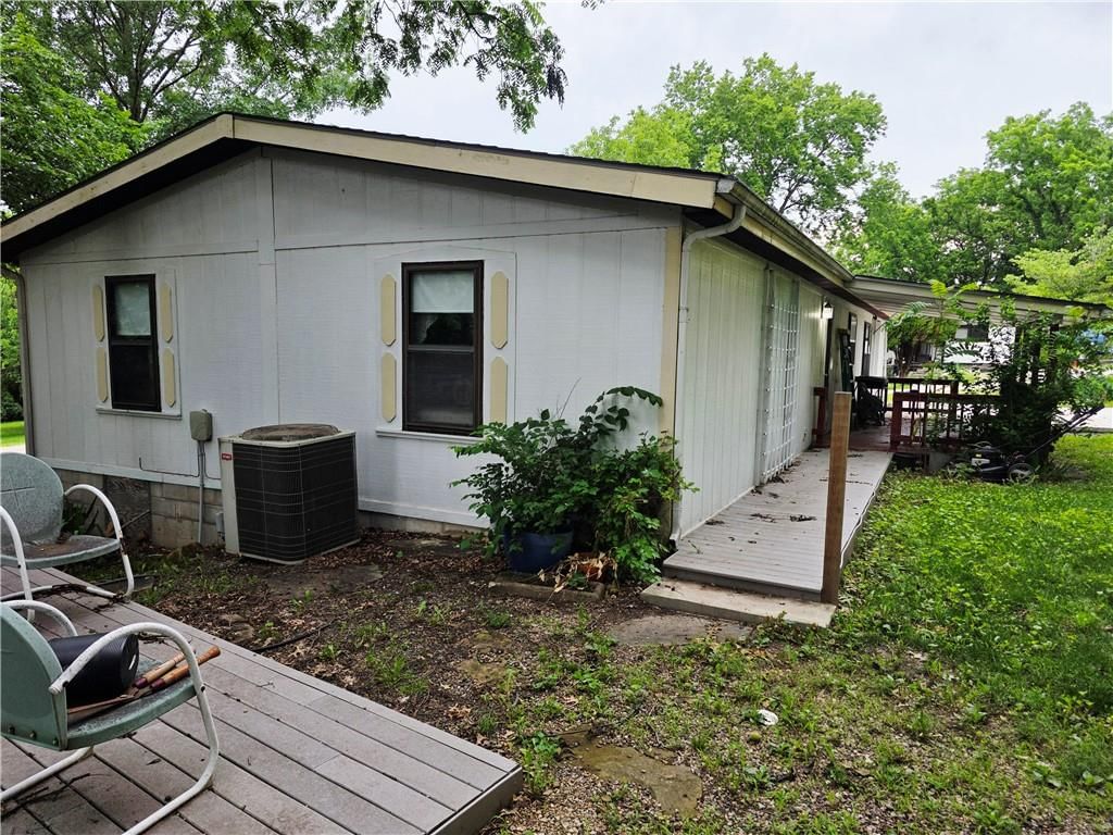 58 N longview Road — photo 7