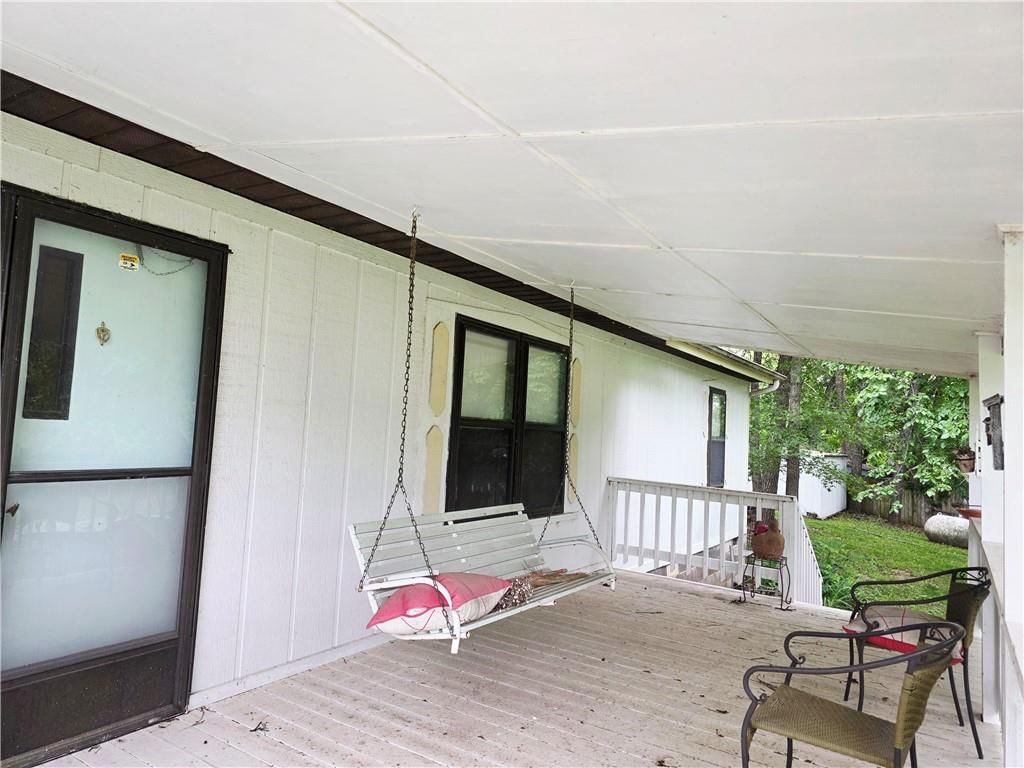 58 N longview Road — photo 8