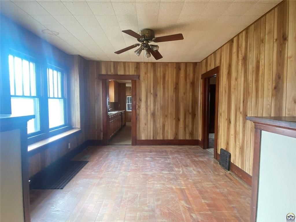 513 Niagara Street — photo 7