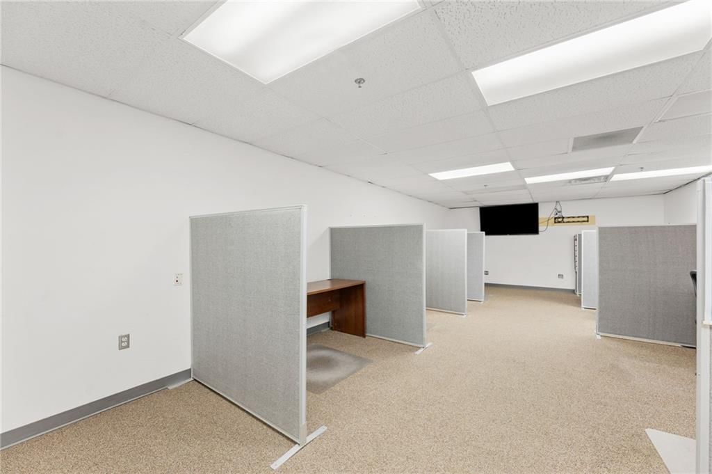 900 W Miller Road — photo 29