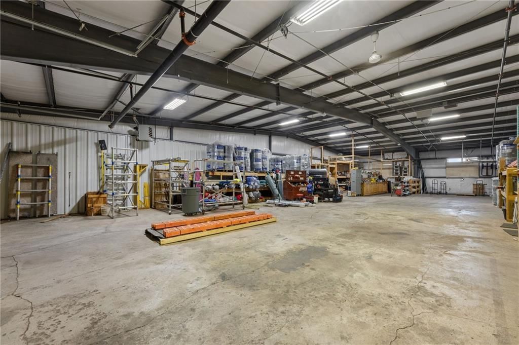 900 W Miller Road — photo 48