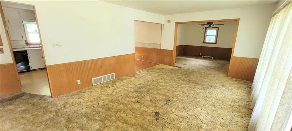 604 N Vermont Street — photo 7