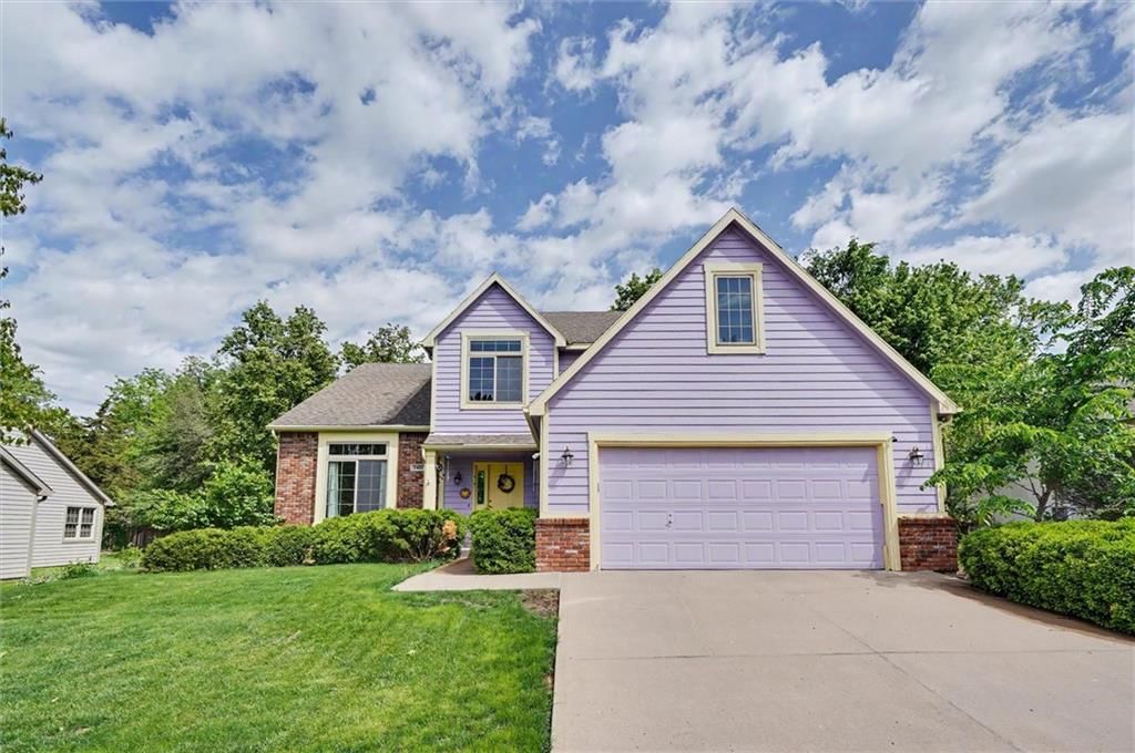 2408 Oxford Road, Lawrence