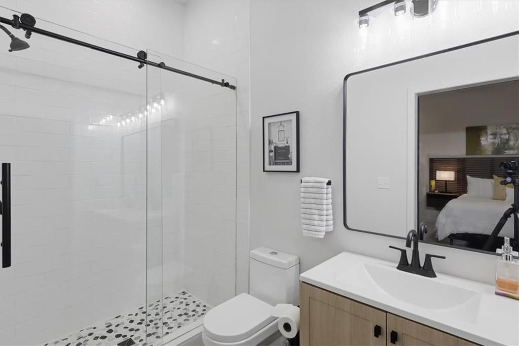 1368 Chimney Point — photo 23