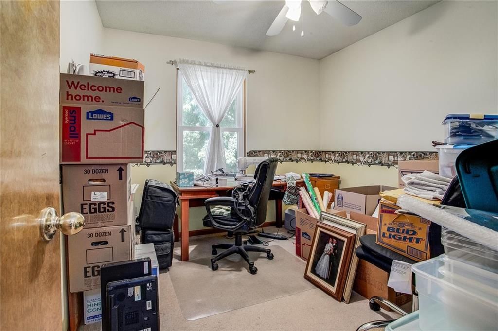 305 Pinetree Drive — photo 17