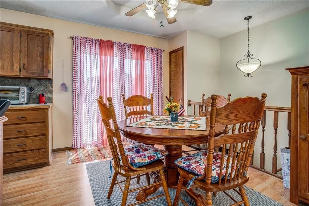 305 Pinetree Drive — photo 5