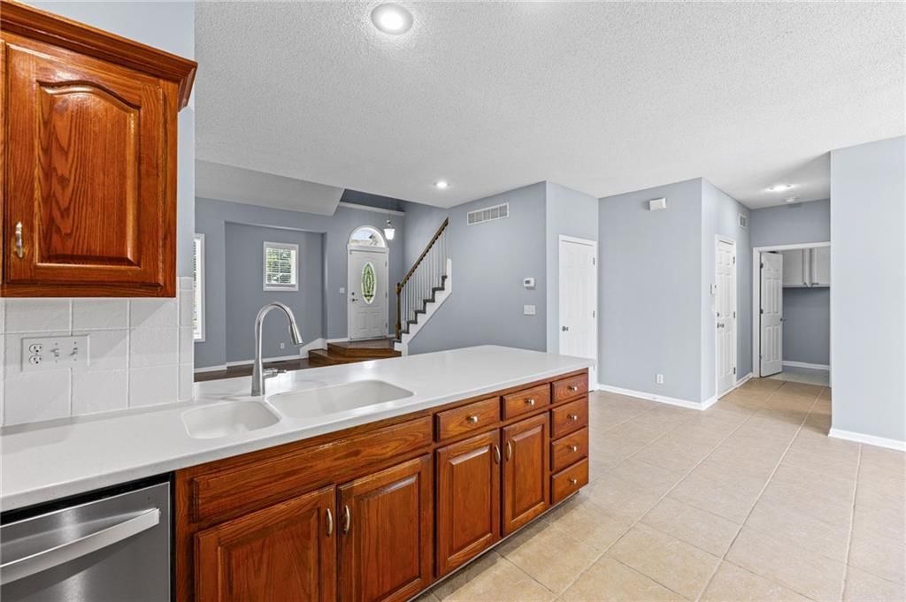 23625 W 126TH Terrace — photo 9