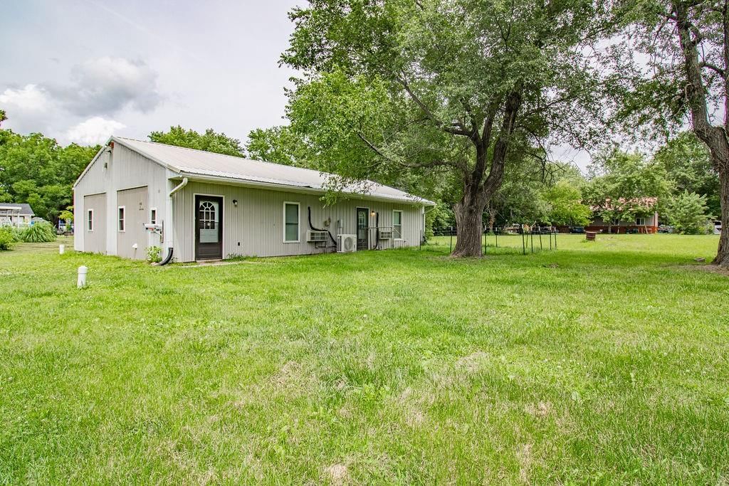 711 S Clay Street, Holden