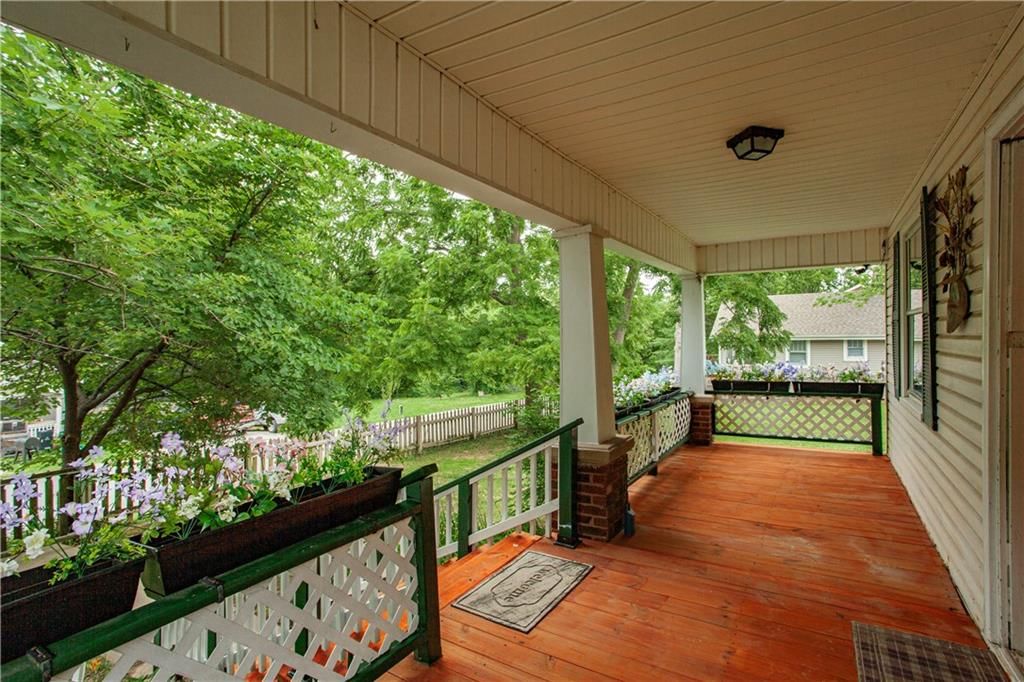 841 S Leslie Avenue — photo 4