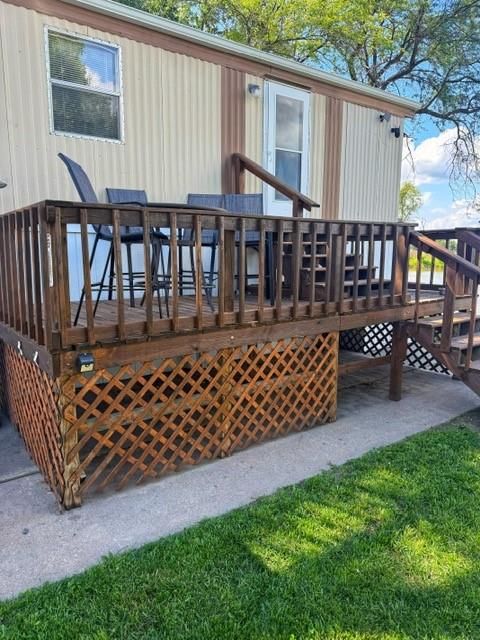137 Halls Drive — photo 3
