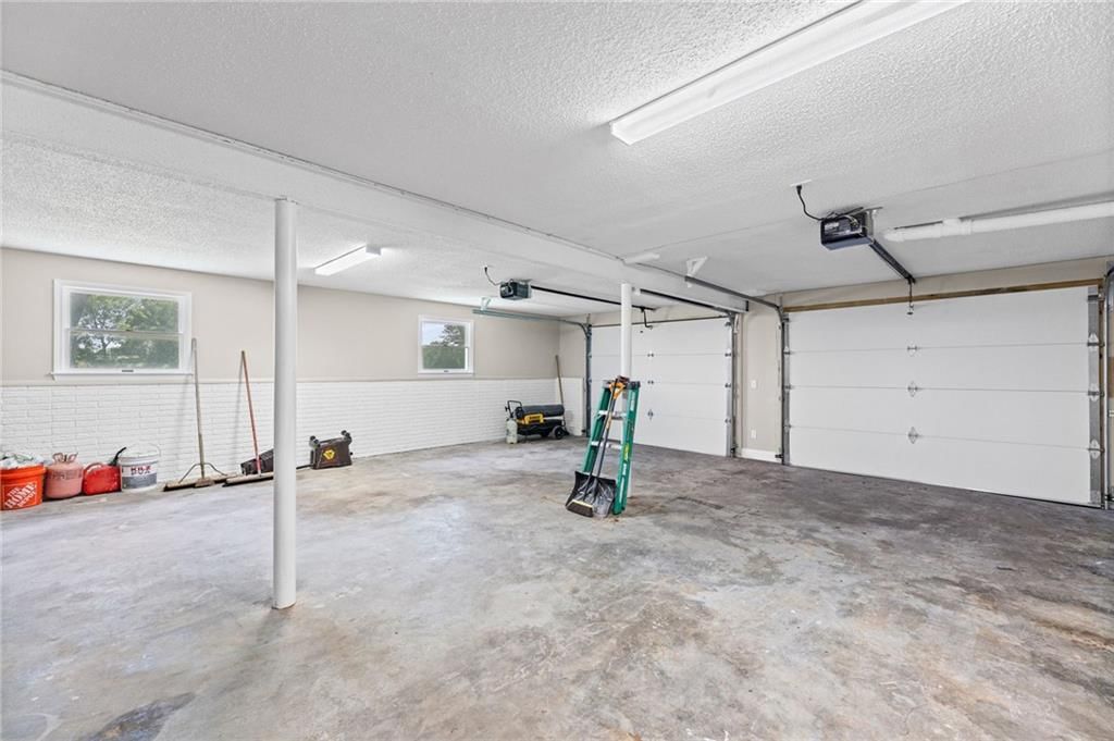 12223 Hills Road — photo 38