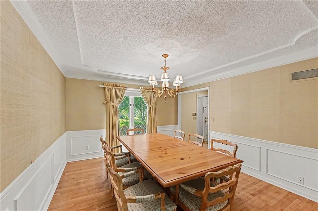 5710 N Spruce Avenue — photo 11