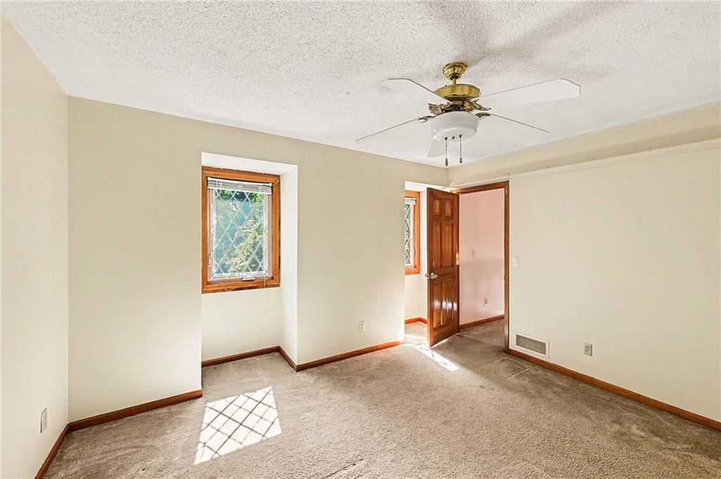 5710 N Spruce Avenue — photo 24