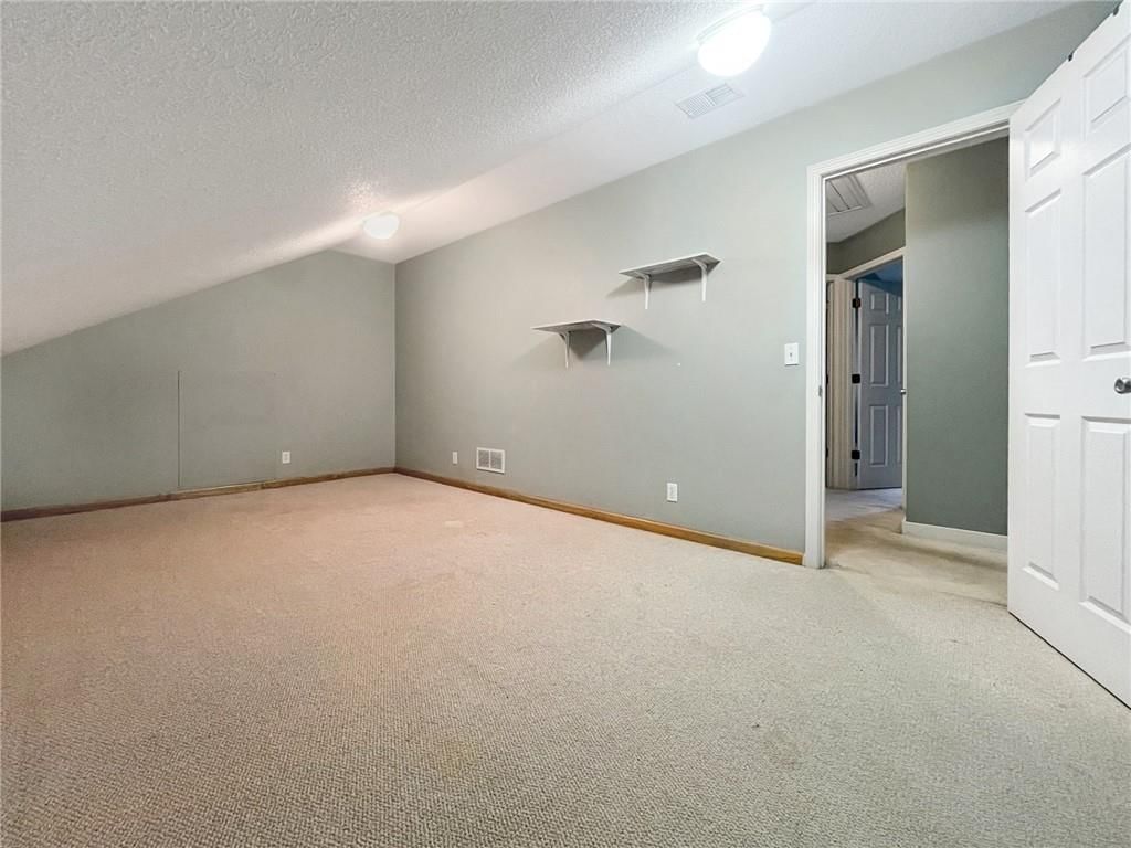 1812 N 150th Street — photo 46