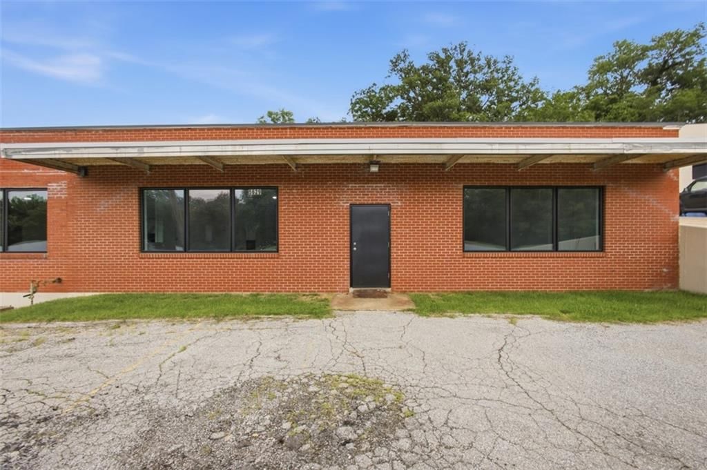 5629 Raytown Road — photo 3