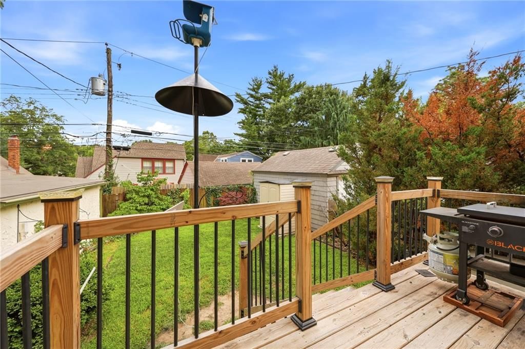 309 E Winthrope Road — photo 36