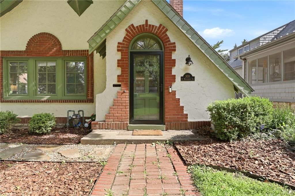 309 E Winthrope Road — photo 6