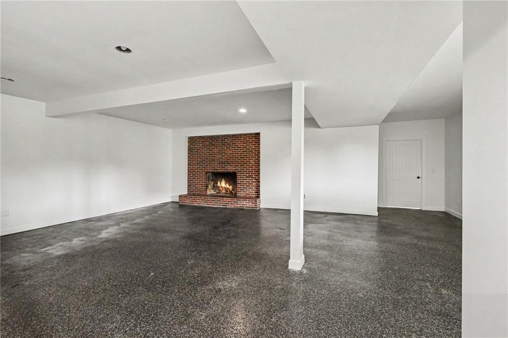 3322 N 67th Street — photo 36