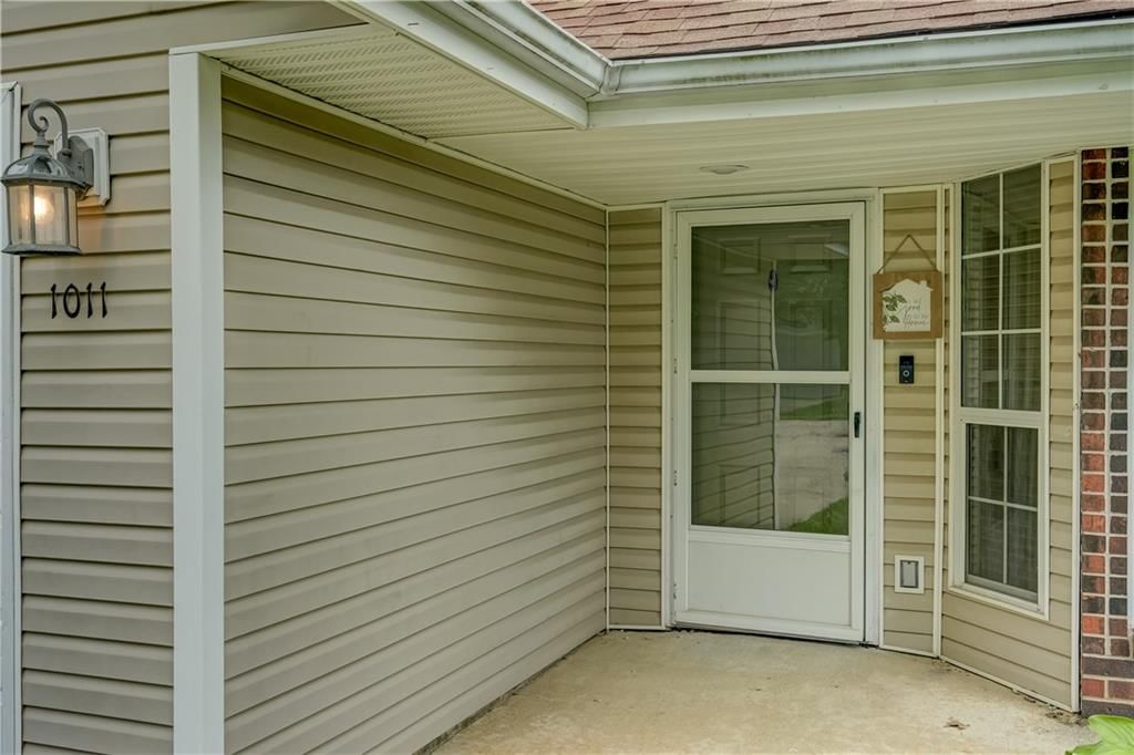 1011 Fox Run Drive — photo 5