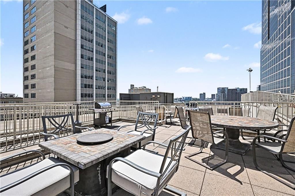 1101 Walnut Street — photo 31