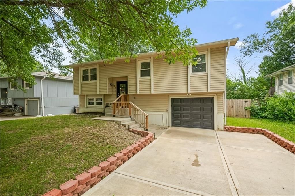 201 W Martin Street, Edgerton