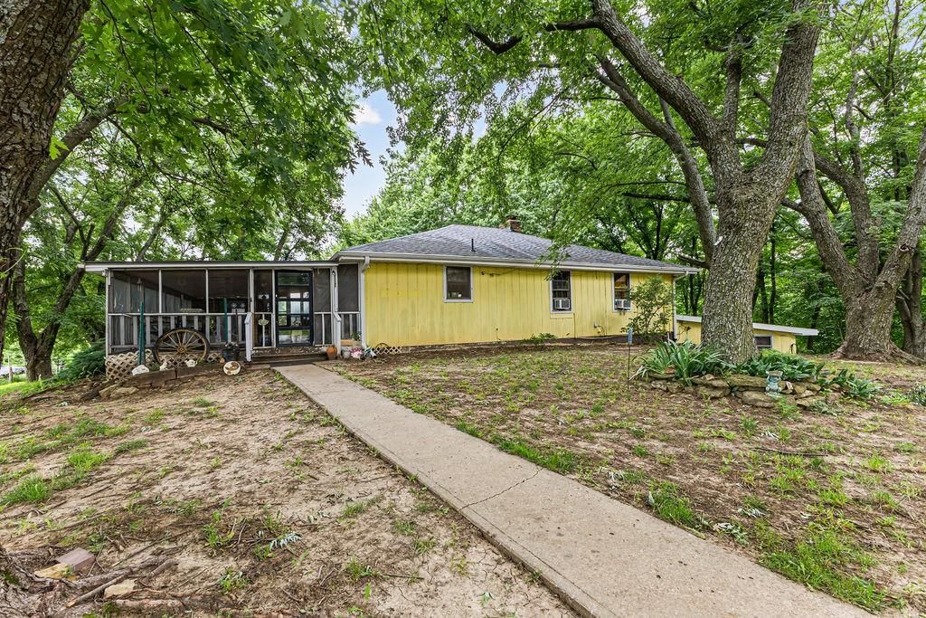 3252 SW Warnicks Road, St Joseph