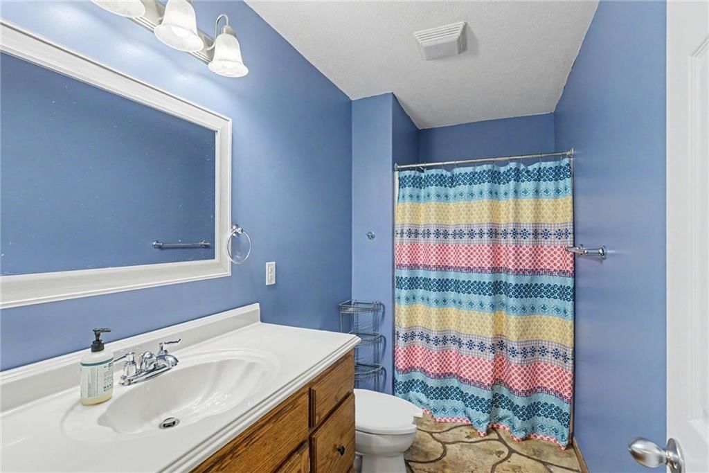 7204 Pleasant Ridge Terrace — photo 35