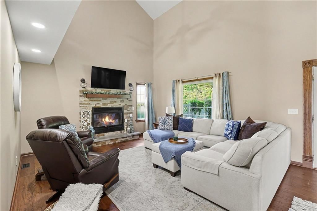 7204 Pleasant Ridge Terrace — photo 8