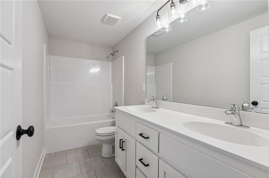 9810 N Laurel Avenue — photo 42