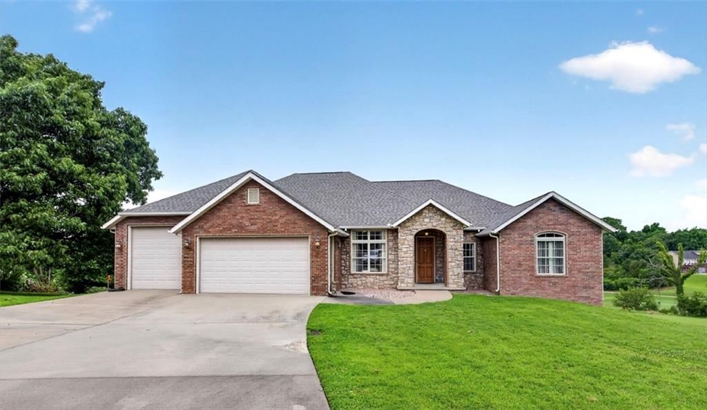2511 Fairway Drive — photo 1