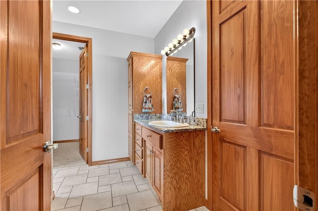 2511 Fairway Drive — photo 16