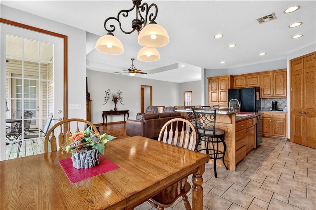 2511 Fairway Drive — photo 9