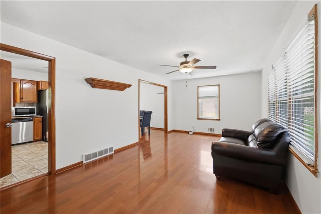 5051 N Euclid Avenue — photo 7